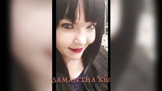 Having an Orgasm in Dressing Room PUBLIC