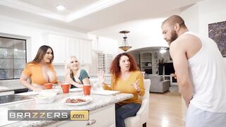 BRAZZERS - Xander Finds His Weenie Targeted By three Hotties Kianna Dior, Robbin Banx & SlimThick Vic