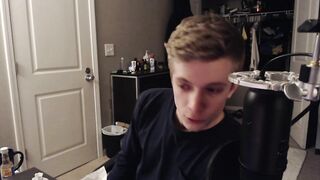 Stepbro plays guitar and eats a burrito (Foot reveal at 20 subs)