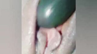 Masturbada con sex toy cojida y acabada en cuatro