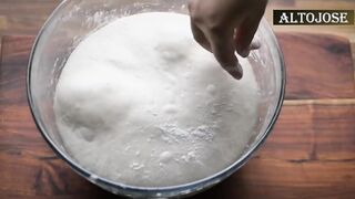 what the fuck delightful baguette。好吃美味的法棍。