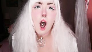 Bunny Girl Cums Truly Fast on Dildo (*´ω｀*)