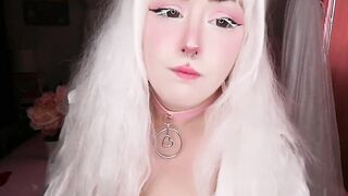 Bunny Girl Cums Truly Fast on Dildo (*´ω｀*)