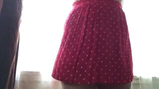 Showing off my darksome aperture in short skirt