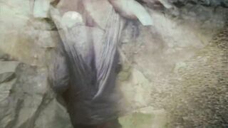 Anal Gap-stretching Screw with the Cave Witch