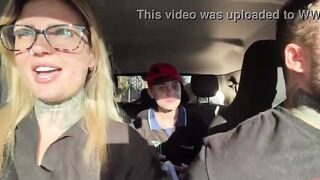 I found a window cleaner at the traffic light! And I called her over to be a porn actor and have hawt sex in our car in the centre of the street. I made her all wet and this chick smeared our entire car seat.