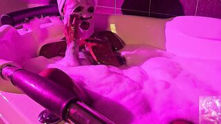 Huge Ebony Booty in Soapy Tub - Carnal Bubble Bathroom Tease.