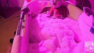Huge Ebony Booty in Soapy Tub - Carnal Bubble Bathroom Tease.