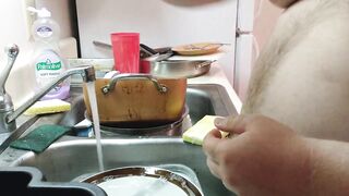 A dude doing the dishes!!! PT. 1