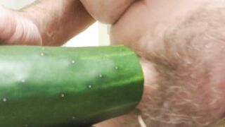 Screwing a cucumber (Cum)