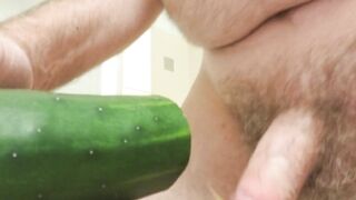 Screwing a cucumber (Cum)